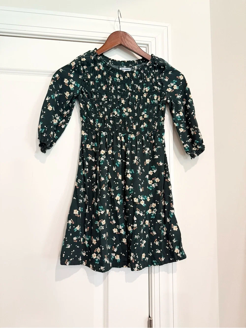 NWOT Old Navy Girl’s Dark Green Floral Long Sleeve Dress